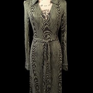 Diane Von Furstenberg “JEANNE” wrap dress, Olive/Black Wood Grain Print, Size12